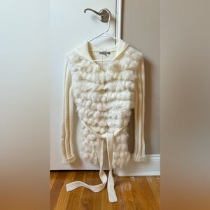 Fur trim sweater